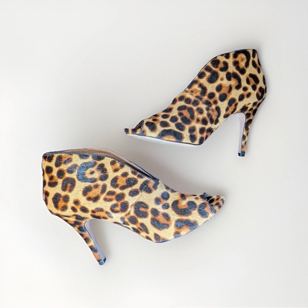 Women’s Halogen Real Fur Leopard Open Toe Booties Size 8M
